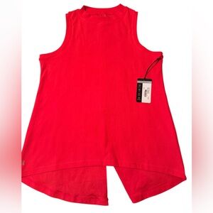 NWT Tail Activewear Flemenco Tank with keyhole back and split SZ M